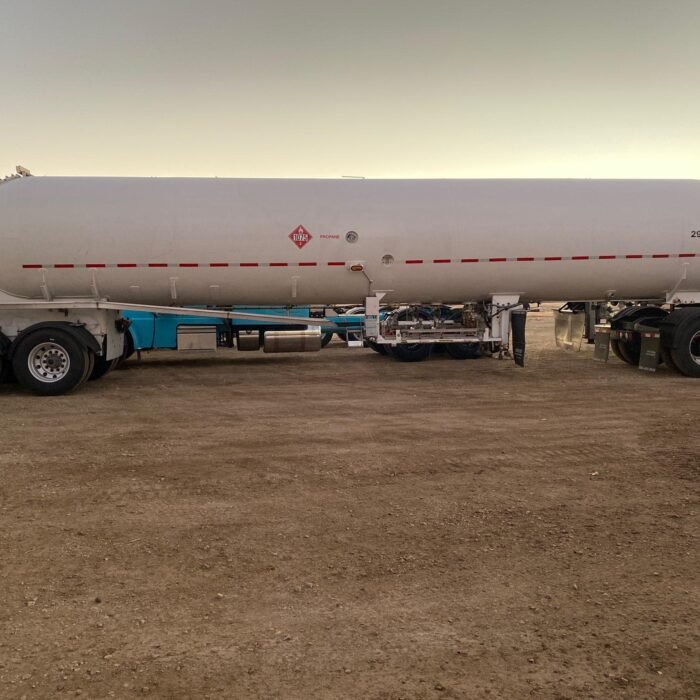 11,600 Gallon Industrial Gas Tank Trailer MC-331 LPG Liquid Tanker